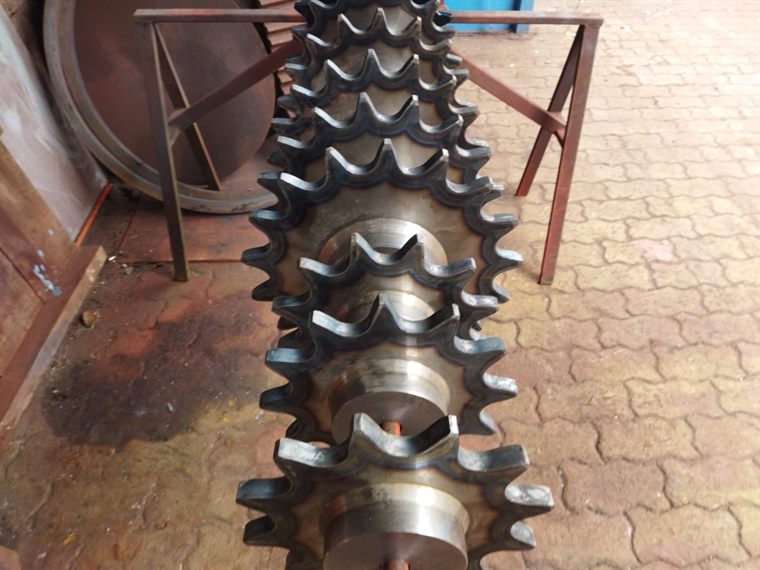 Eje con sprockets múltiples